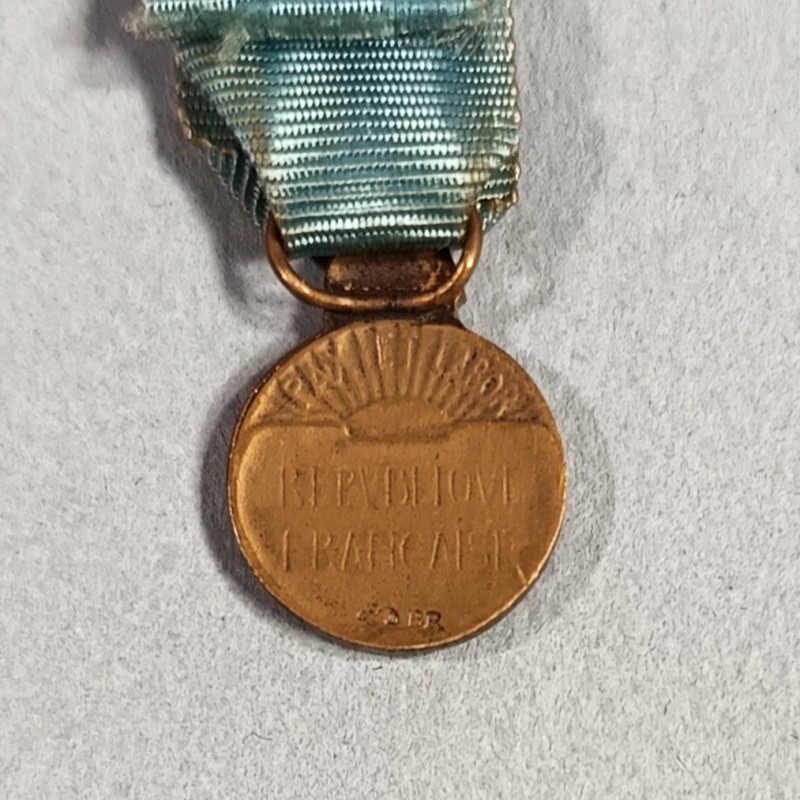 FRANCE REDUCTION DE LA MEDAILLE CLASSE BRONZE DE LA JEUNESSE DES SPORTS ET DE L'ENGAGEMENT ASSOCIATIF